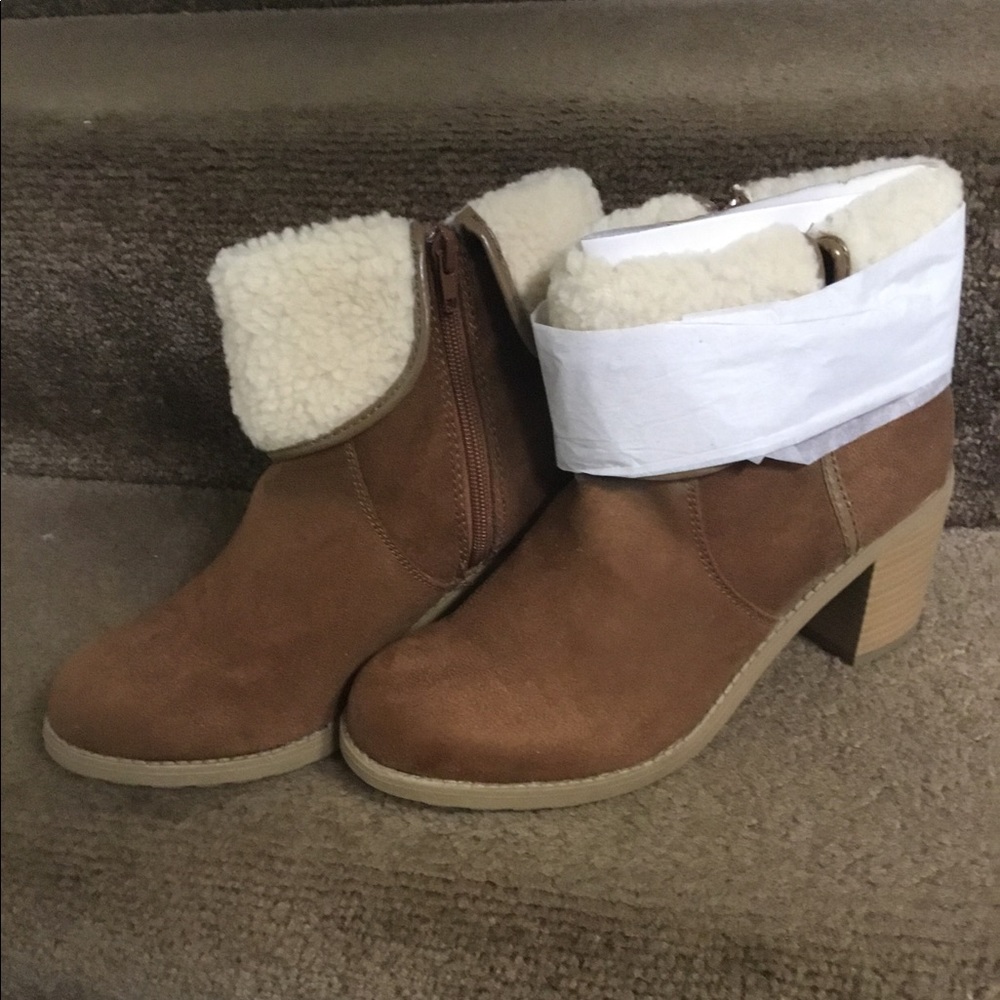 Brand New Boots 8w
